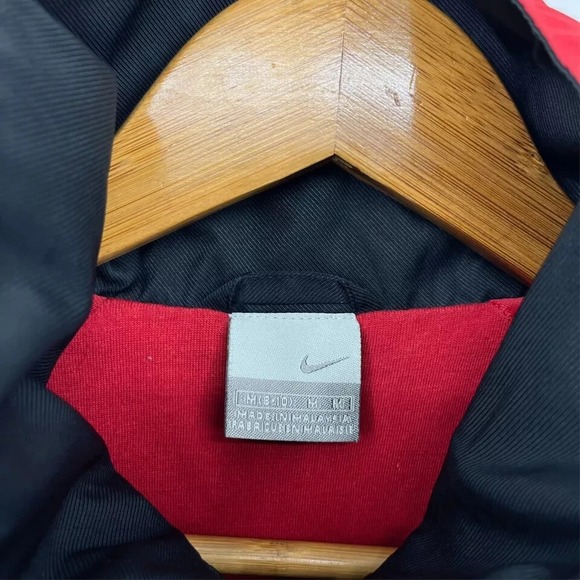 Nike‎ Windbreaker Jacket Women's M Red Full Zip Vtg Y2K Mock Neck Lined Retro - Picture 5 of 10